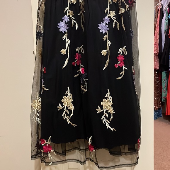 City Studios Strapless Black Floral Formal Dress Size 3 - Picture 5 of 7